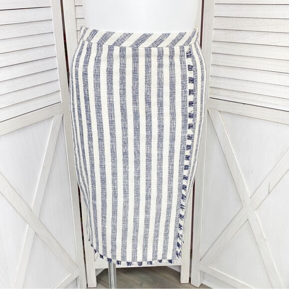 Banana Republic Striped Tweed Midi Skirt Fringe Trim Pencil Blue White Size 10 - Picture 1 of 13